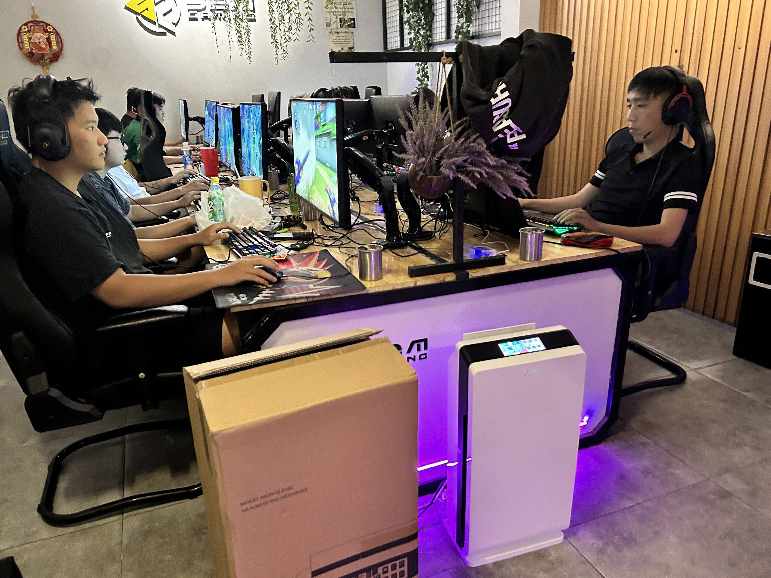 Máy lọc không khí cho quán game