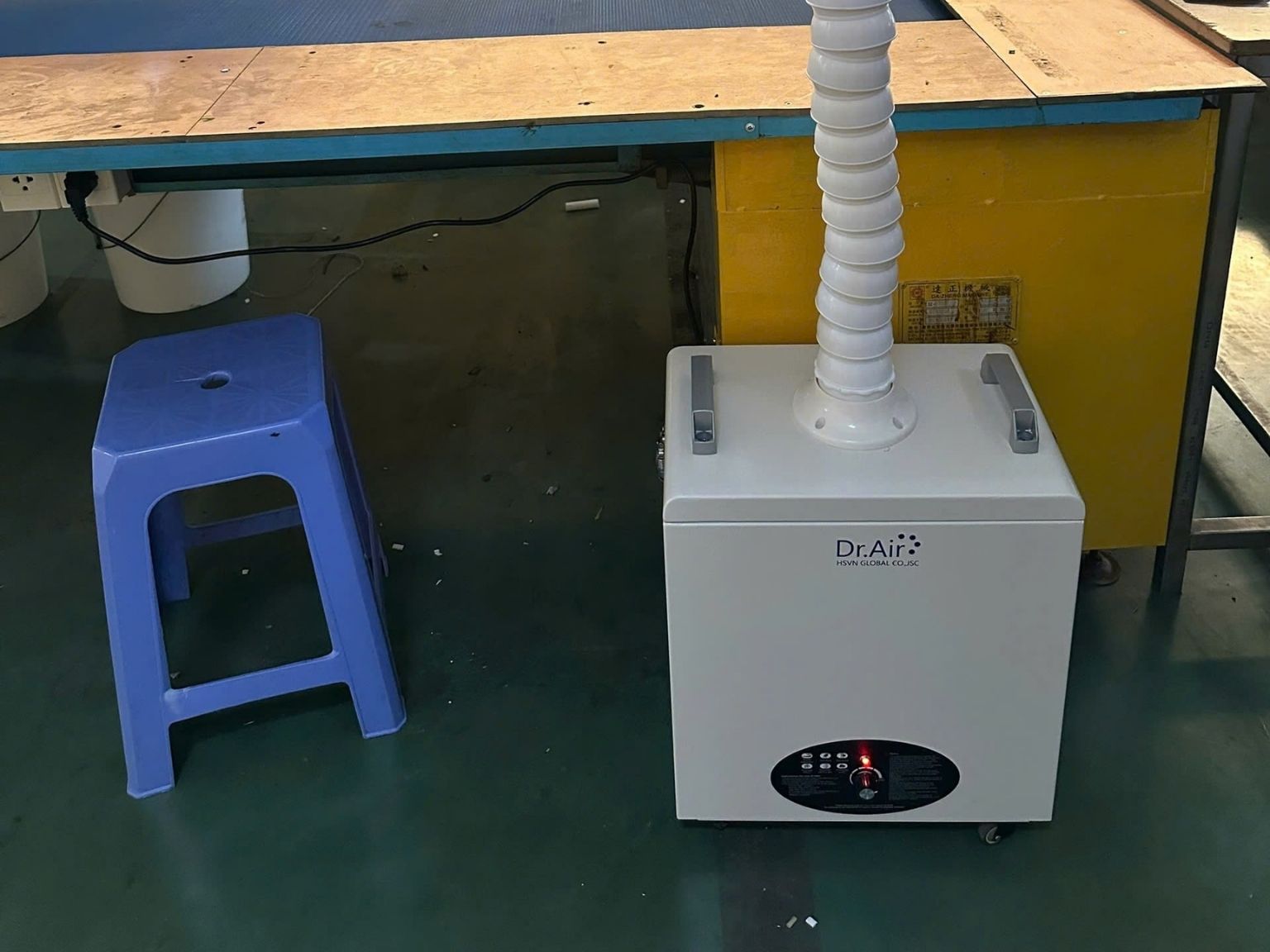 Ứng dụng của máy hút khói mùi laser Spa, khói hàn