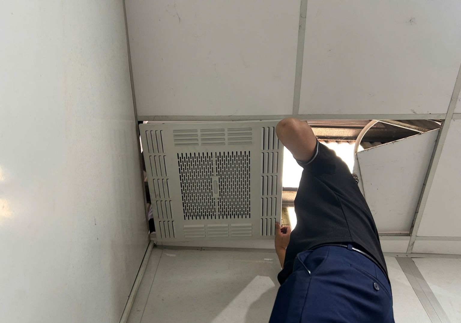 Hướng dẫn sử dụng máy lọc không khí khử mùi thuốc lá giúp tăng tuổi thọ